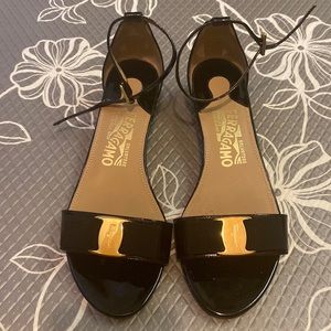 Authentic Salvatore Ferragamo flat sandal black